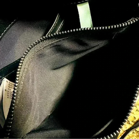 Authentic Off White Pattern Silk Floral Purse - Picture 13 of 14